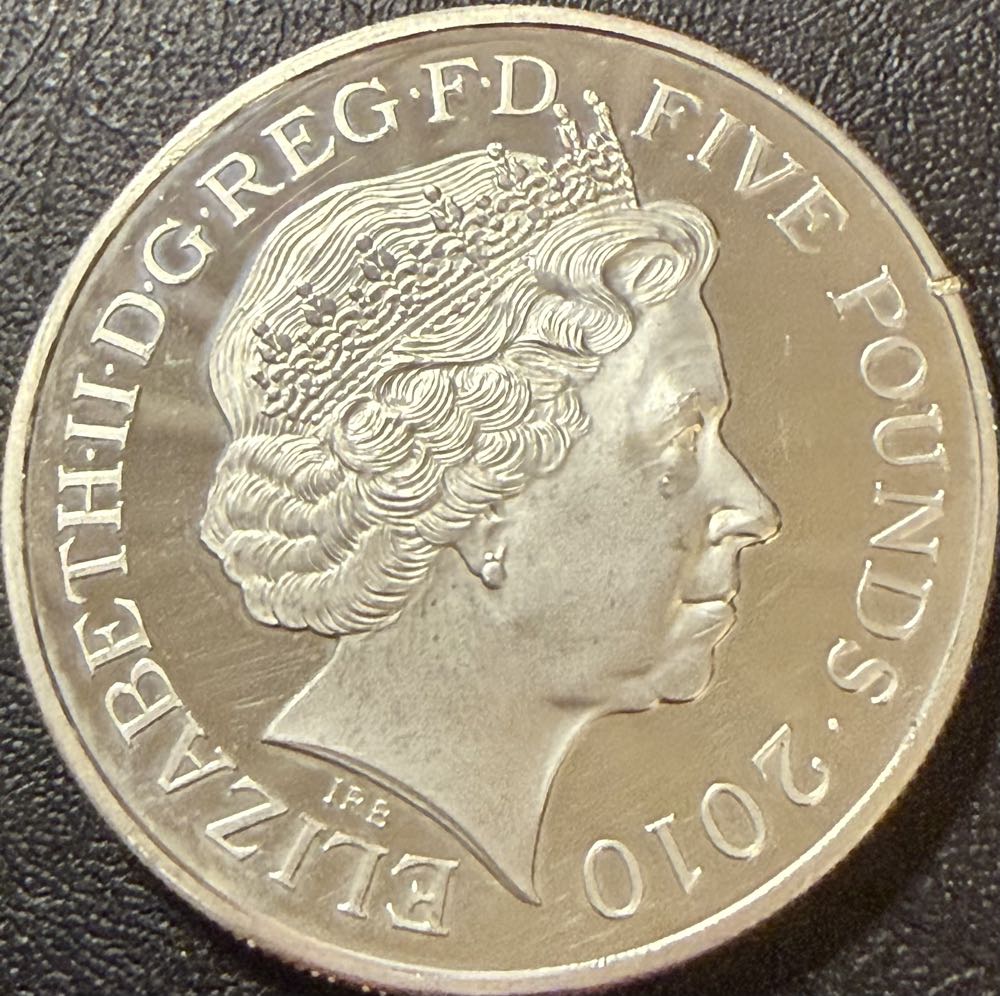 2010 Barn Owl £5  coin collectible - Main Image 2