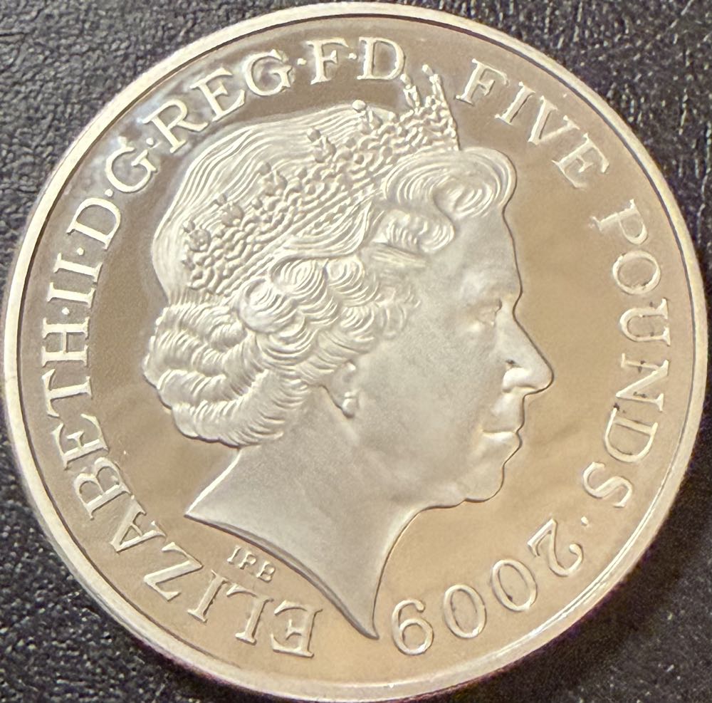 2009 Stonehenge £5  coin collectible - Main Image 2