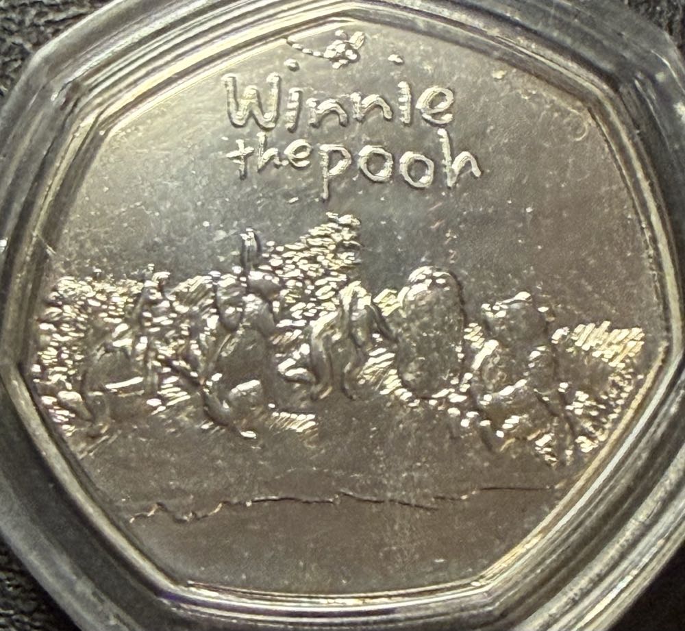 2022 Wildlife Otter 10p