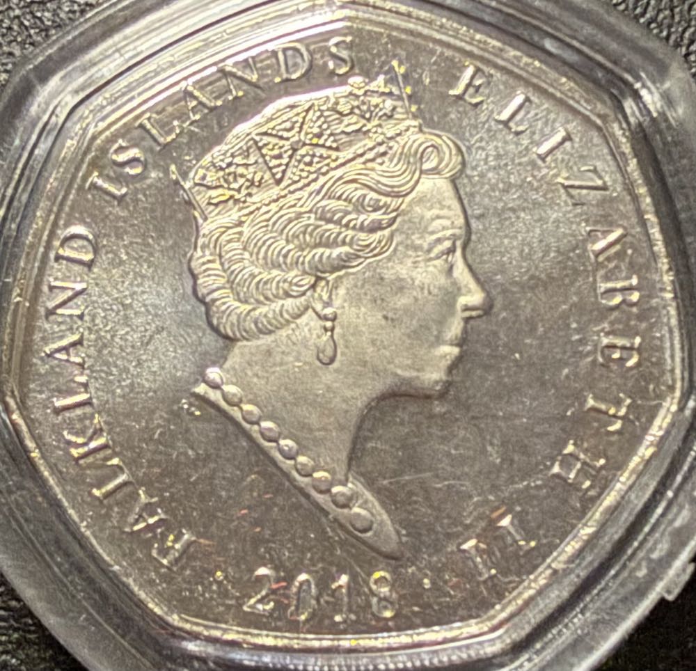 2018 King Penguin 50p  coin collectible - Main Image 2