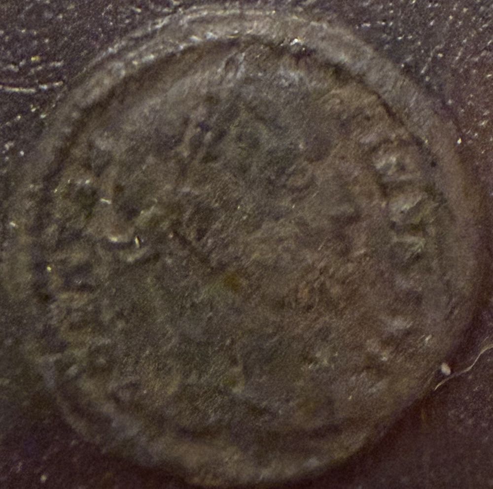 1985 One Pound Note Detail £1