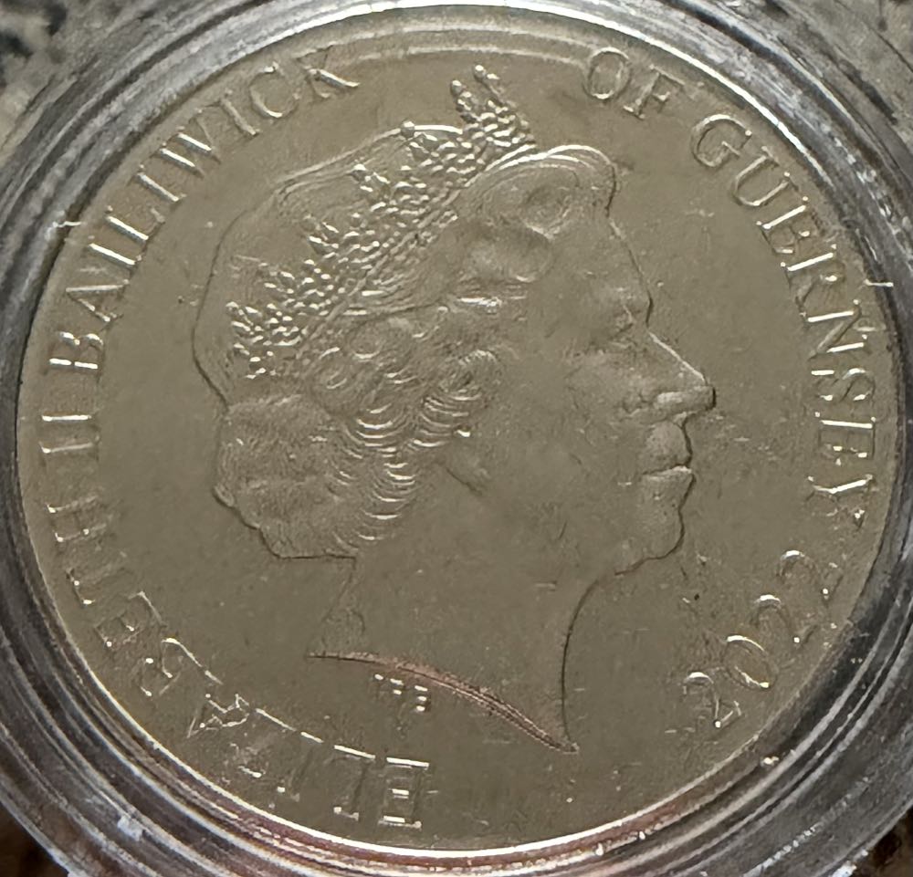 2022 Wildlife Common Toad 10p  coin collectible - Main Image 2