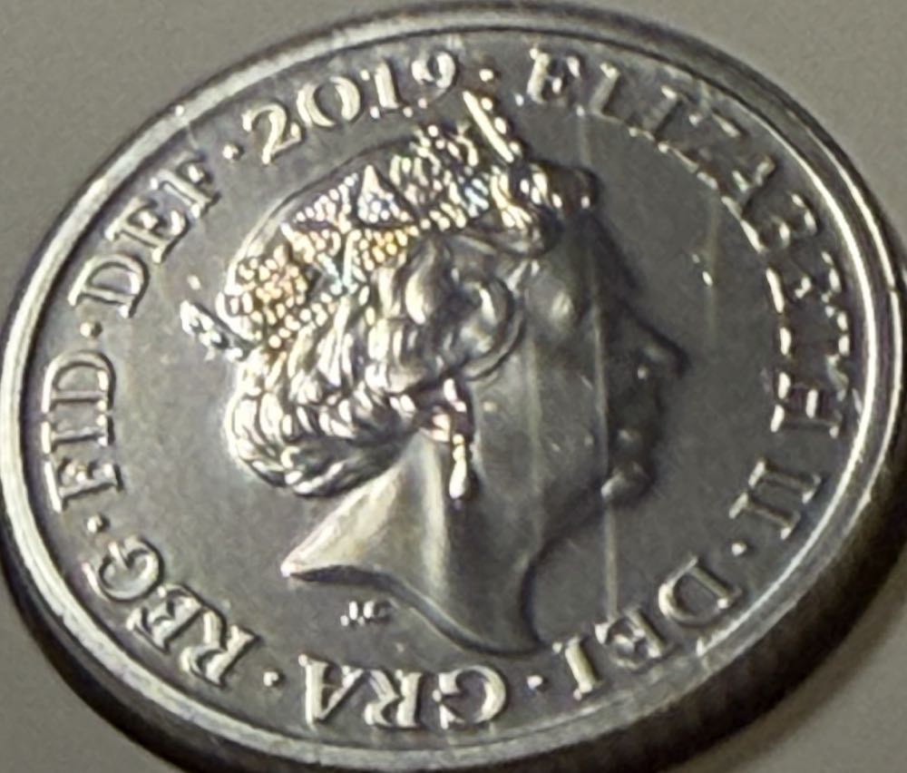 2019 Shield 10p  coin collectible - Main Image 2