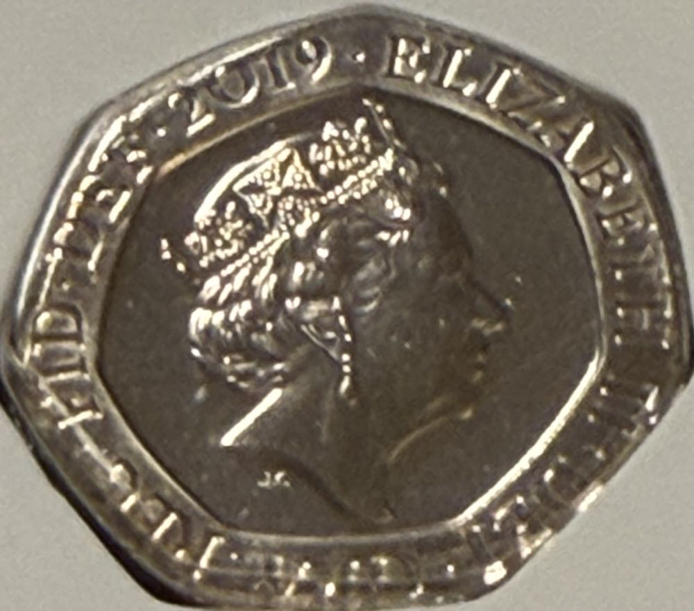 2019 Shield 20p  coin collectible - Main Image 2