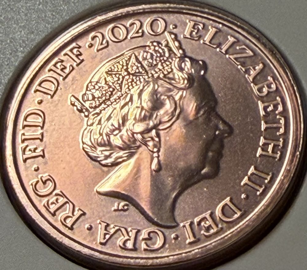 2020 Shield 1p  coin collectible - Main Image 2