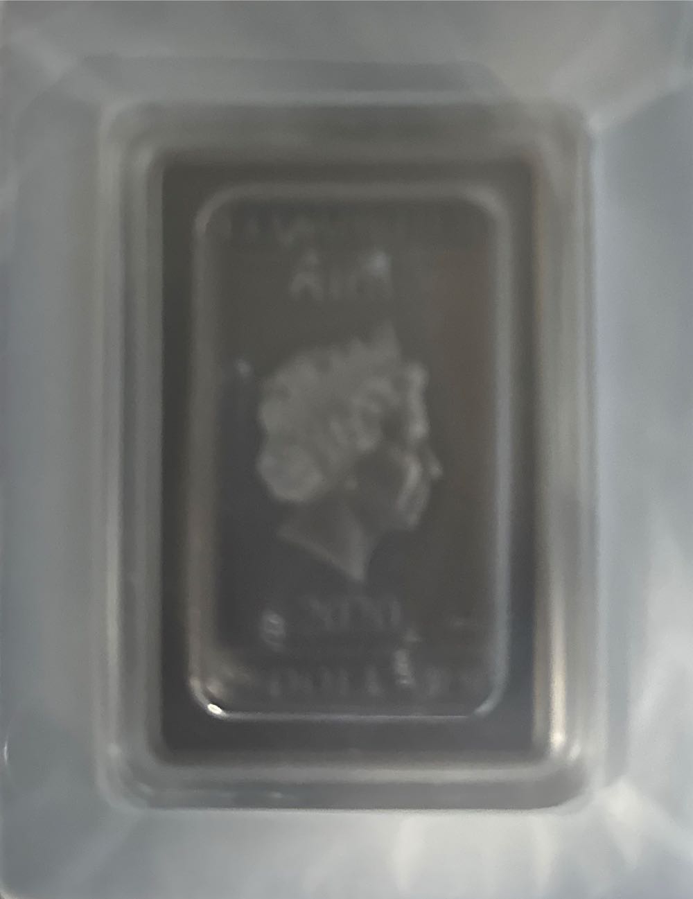 The Caped Crusader 1 Oz Silver Coin 1 - The Kiss  coin collectible - Main Image 4