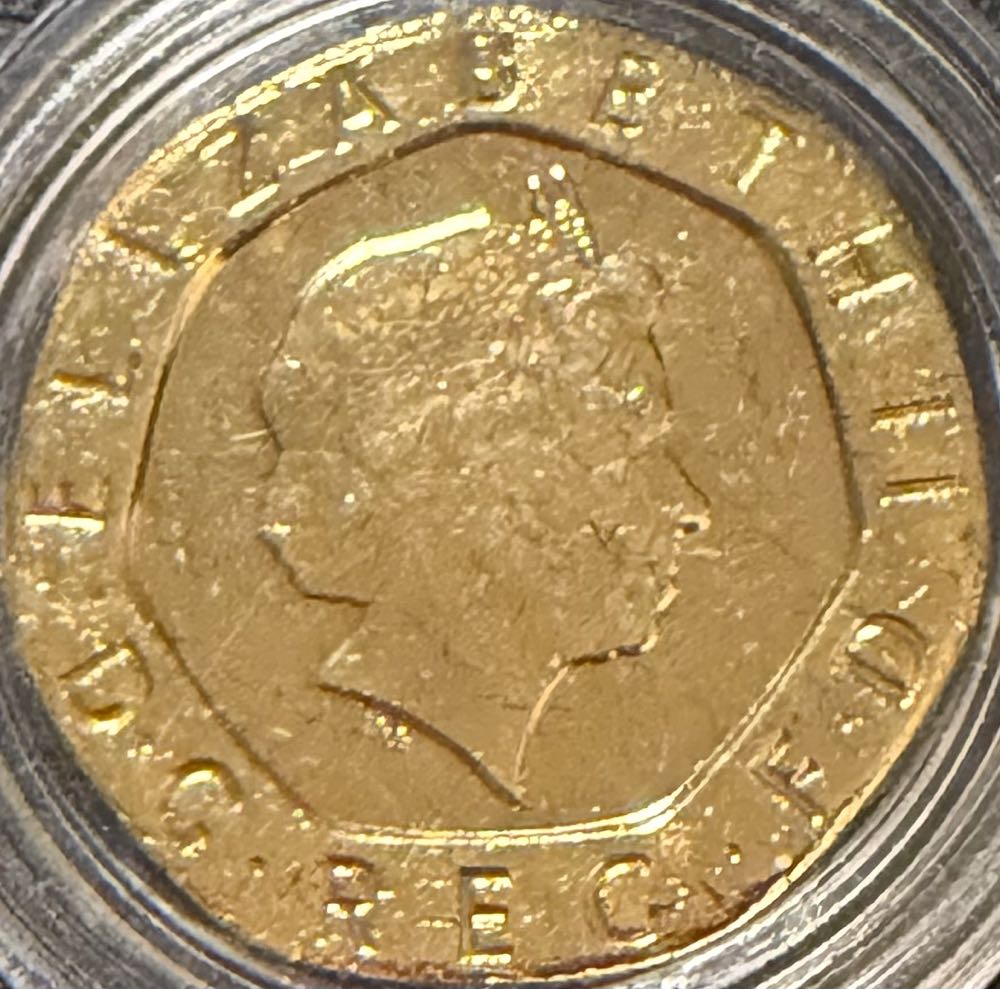 2001 Tudor Rose 20p  coin collectible - Main Image 2