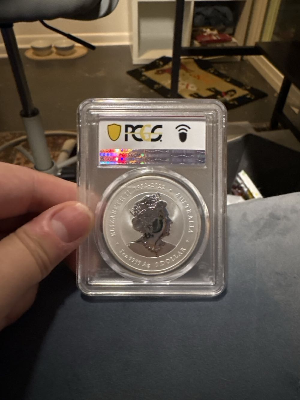 1oz Year of the Dragon 2024 Australia (Orange Facing)  coin collectible [Barcode 9555270568444] - Main Image 2