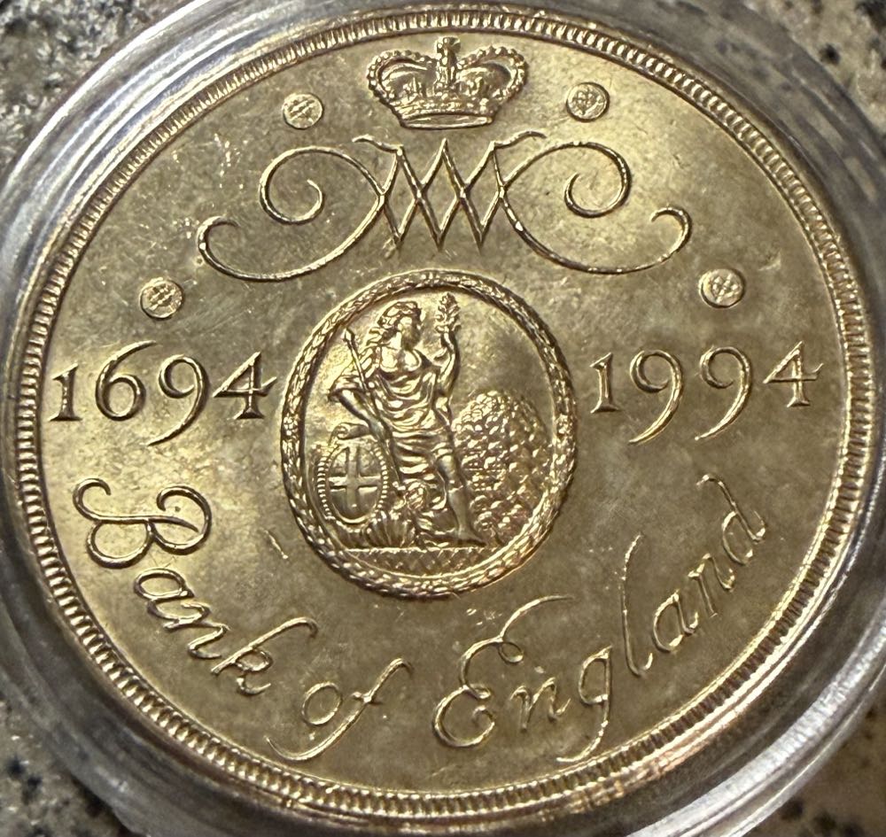 2022 The Snowman And The Dog Colour 50p