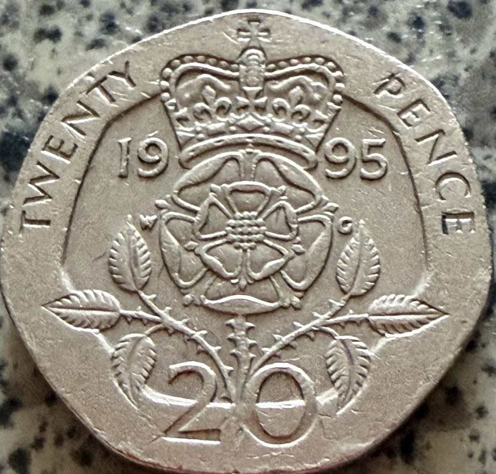 1998 Royal Coat Of Arms £1 (3)