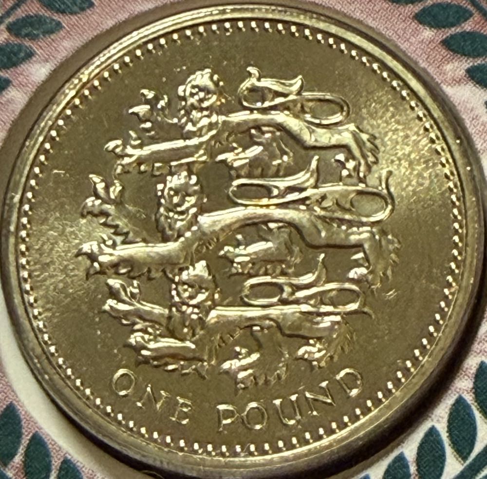 2005 Portcullis 1p (2)