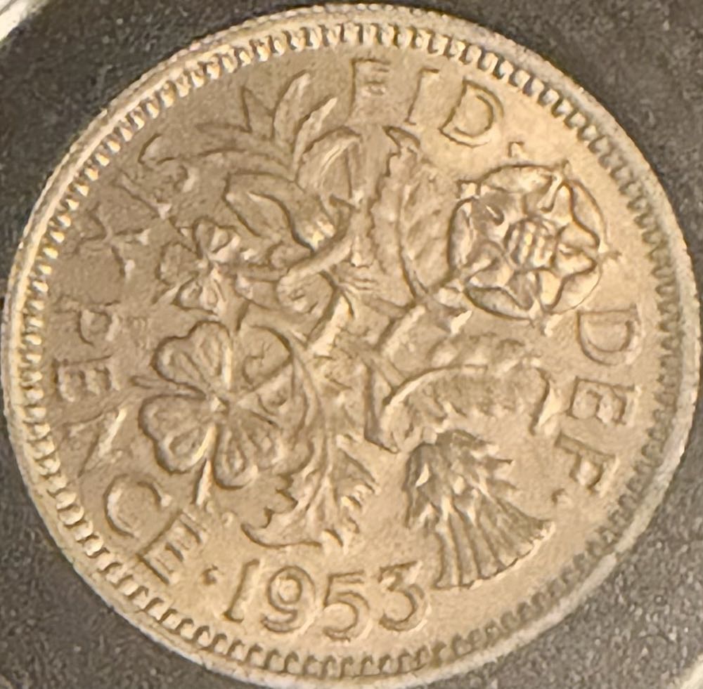 2018 Academy Of Arts £5