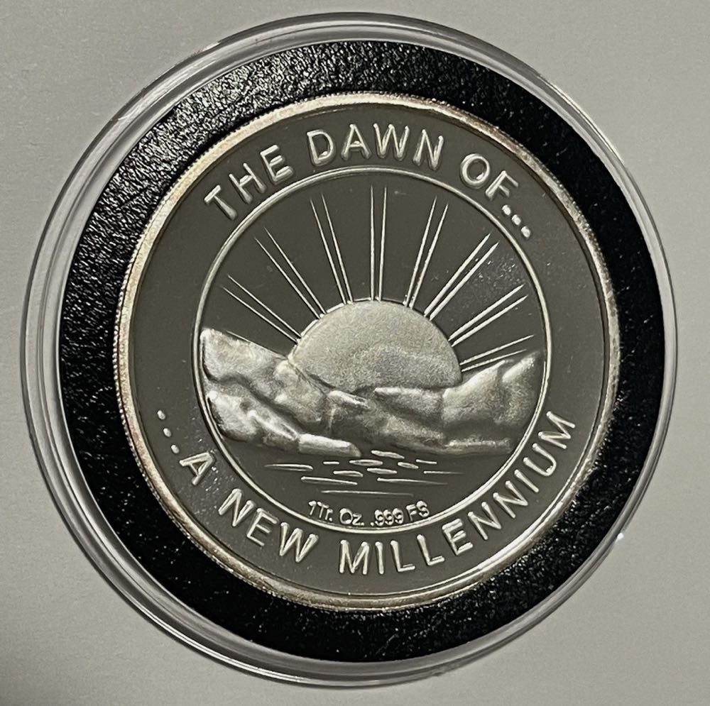 2000 Walking Liberty Colorized Enamel Rare Coin 1 Troy Oz .999 Fine Silver Round  coin collectible - Main Image 2