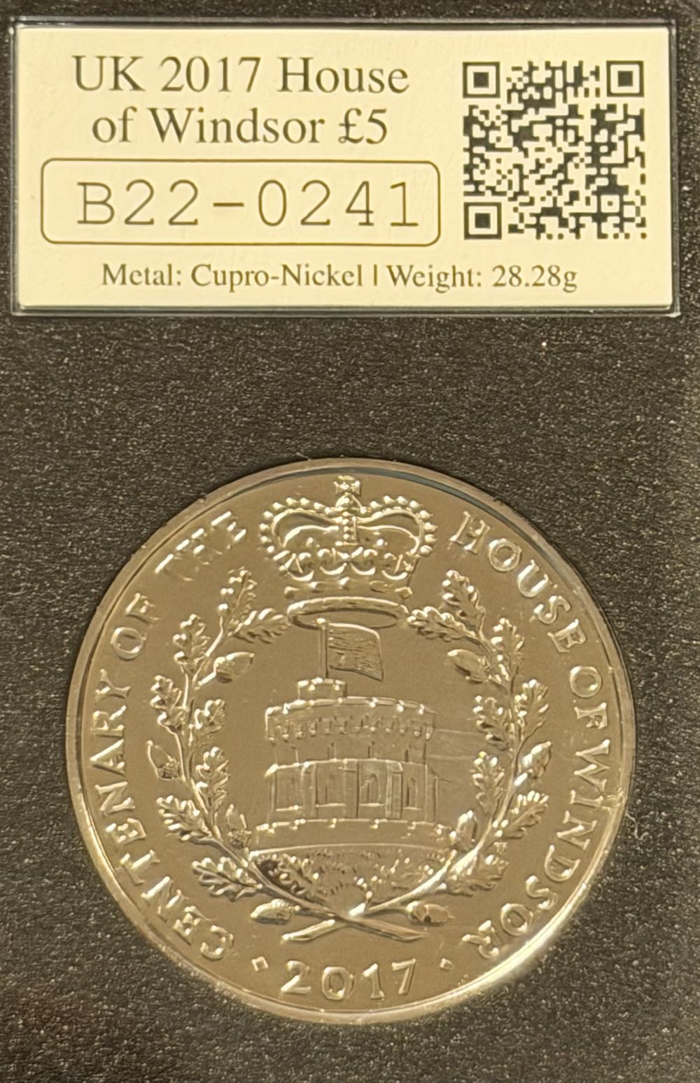 2017 House Of Windsor Datestamp £5  coin collectible - Main Image 2