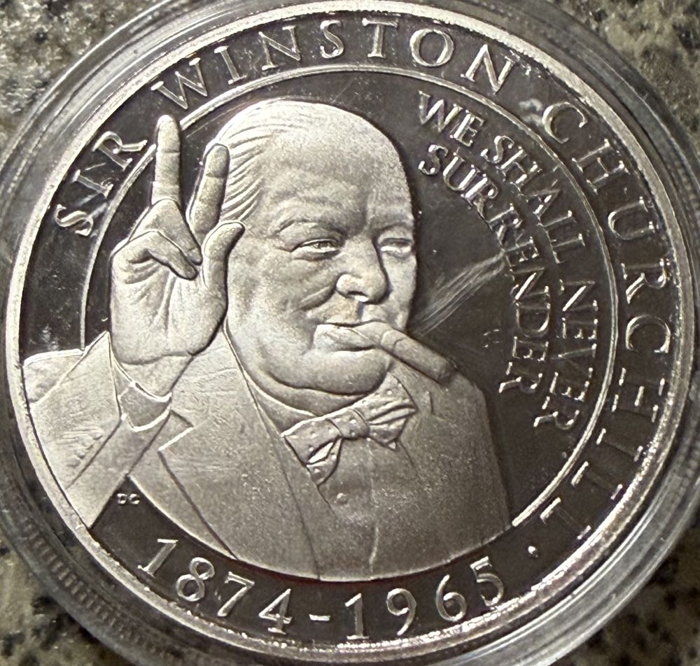 2017 Sapphire Jubilee Datestamp £5