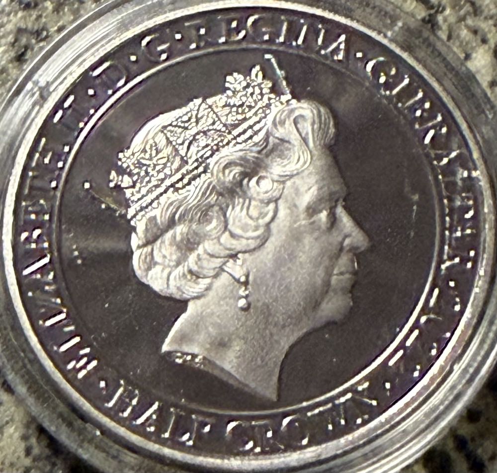 2022 Elizabeth II Memorial Half Crown  coin collectible - Main Image 2