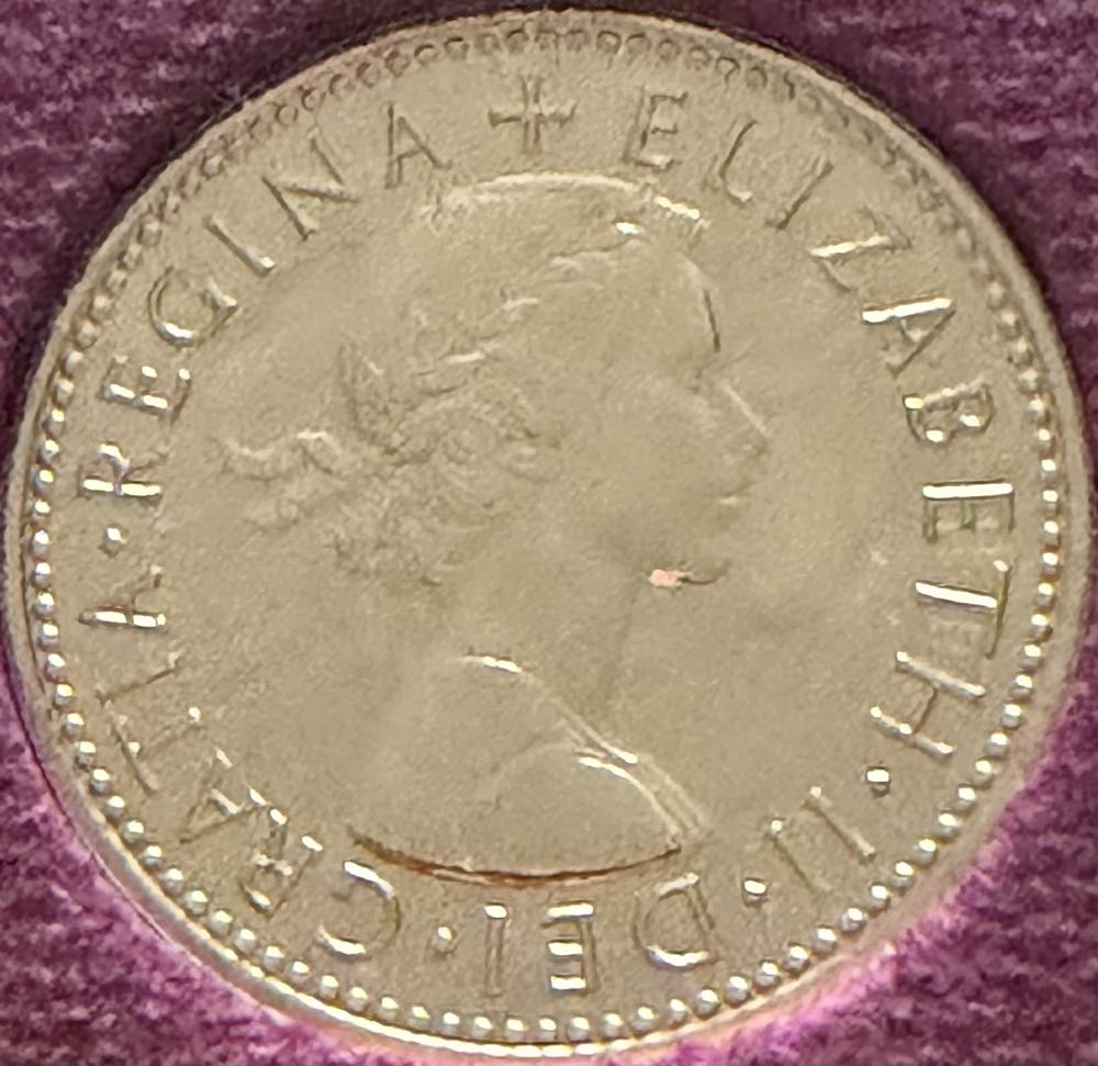 1970 Elizabeth II Scottish Shilling  coin collectible - Main Image 2