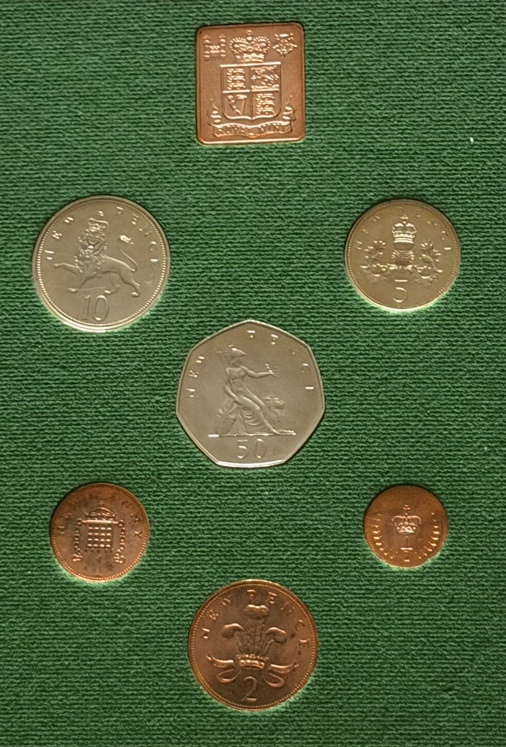 1975 Five New Pence  coin collectible - Main Image 4