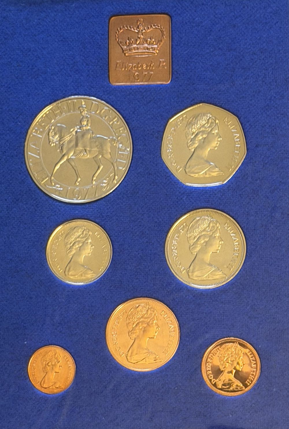 1977 Fifty New Pence  coin collectible - Main Image 3