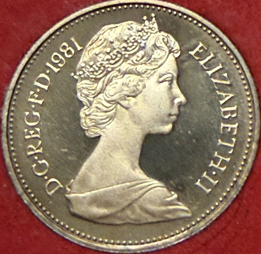 1981 Five New Pence  coin collectible - Main Image 2