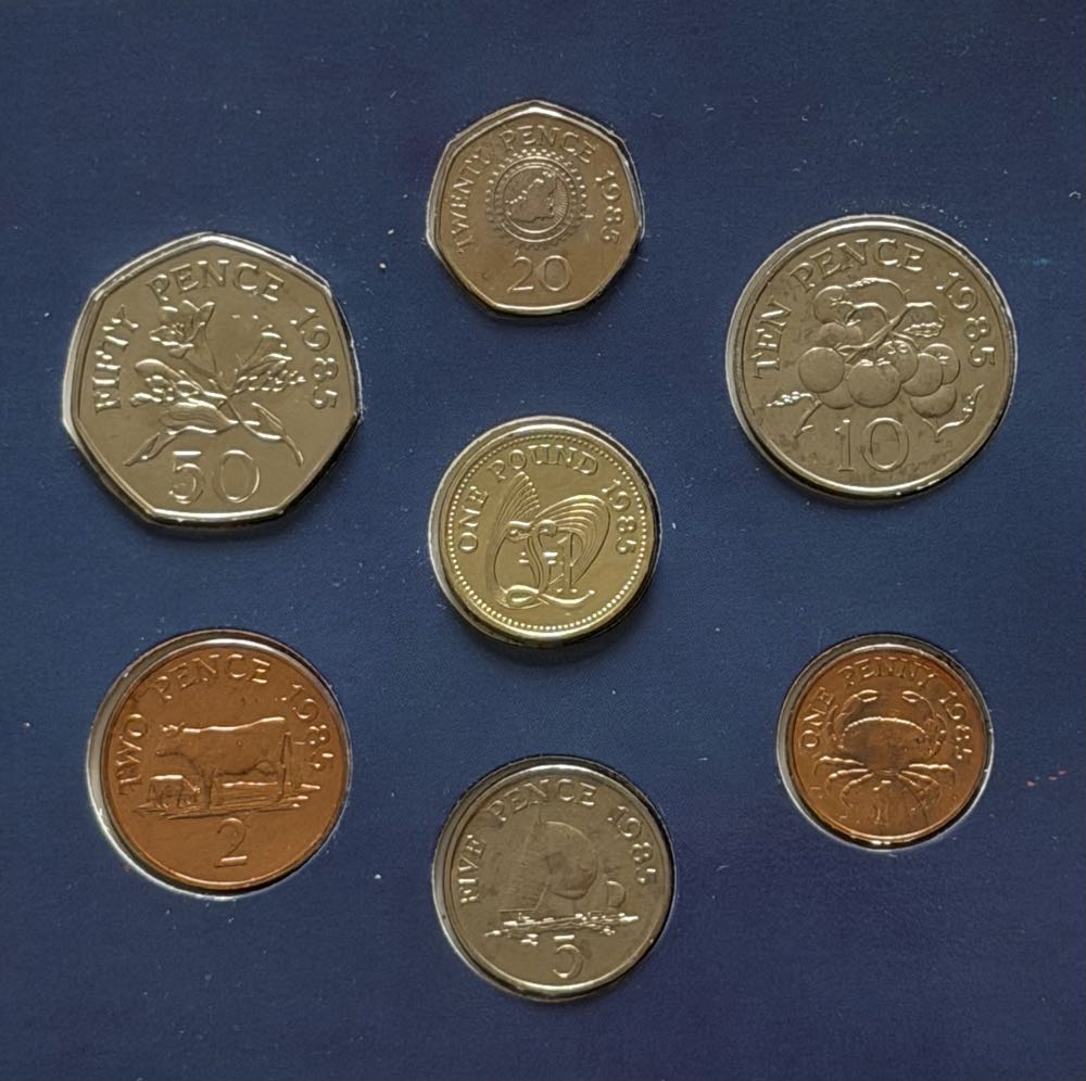 1985 The Guernsey Crab 1p  coin collectible - Main Image 3