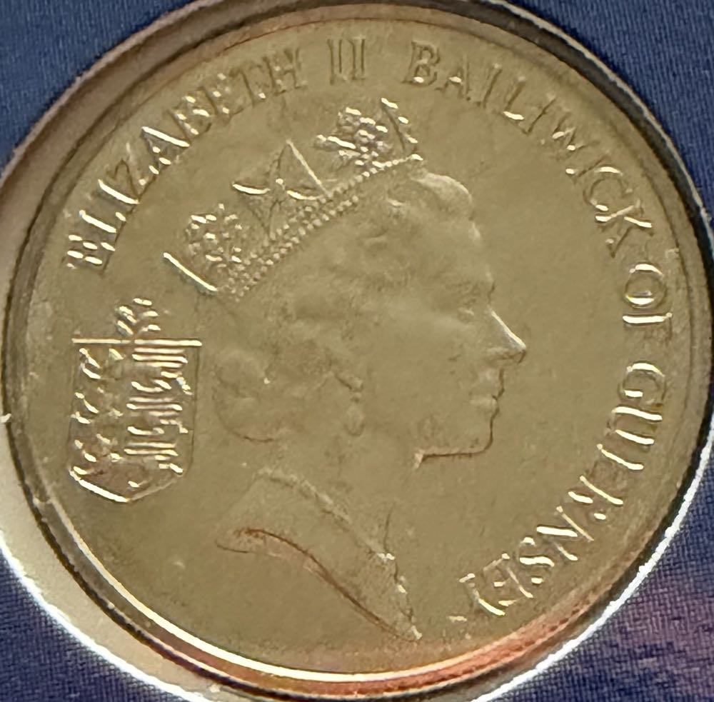 1985 Sailing In Island Waters 5p  coin collectible - Main Image 2