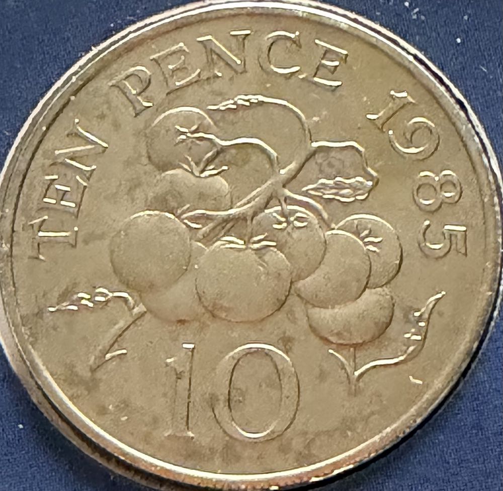 2002 Prince Of Wales Badge 2p