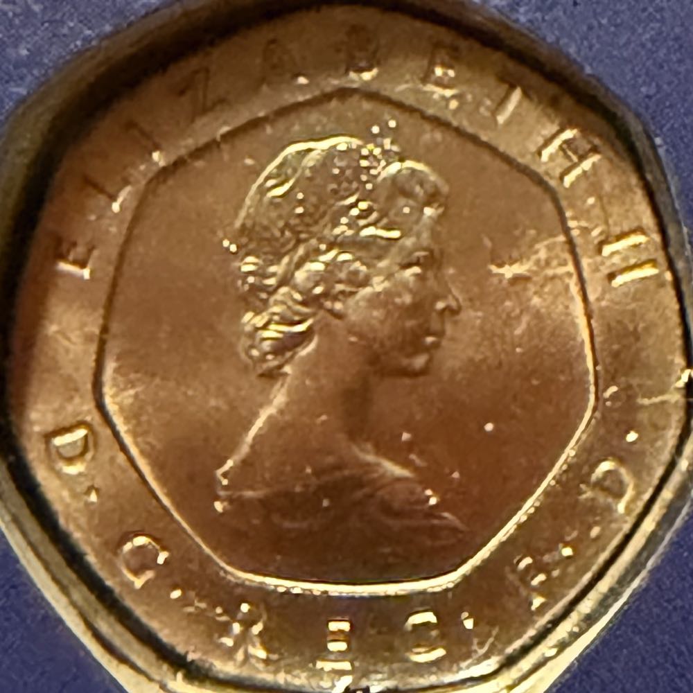 1982 Tudor Rose 20p (2)  coin collectible - Main Image 2