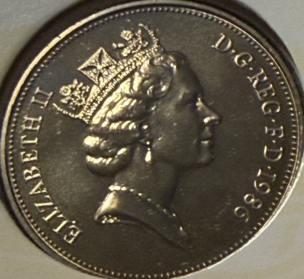1986 English Lion 10p  coin collectible - Main Image 2