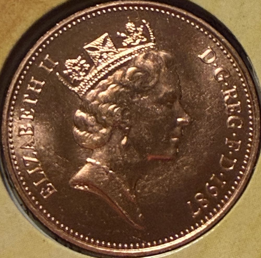 1987 Prince Of Wales Badge 2p  coin collectible - Main Image 2