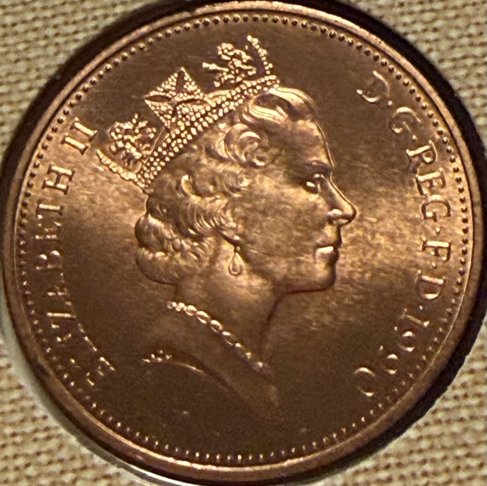 1990 Prince Of Wales Badge 2p  coin collectible - Main Image 2