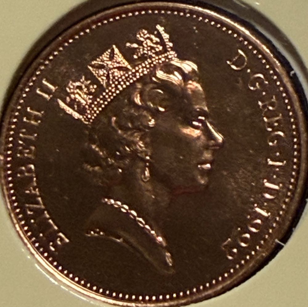 1992 Prince Of Wales Badge 2p  coin collectible - Main Image 2