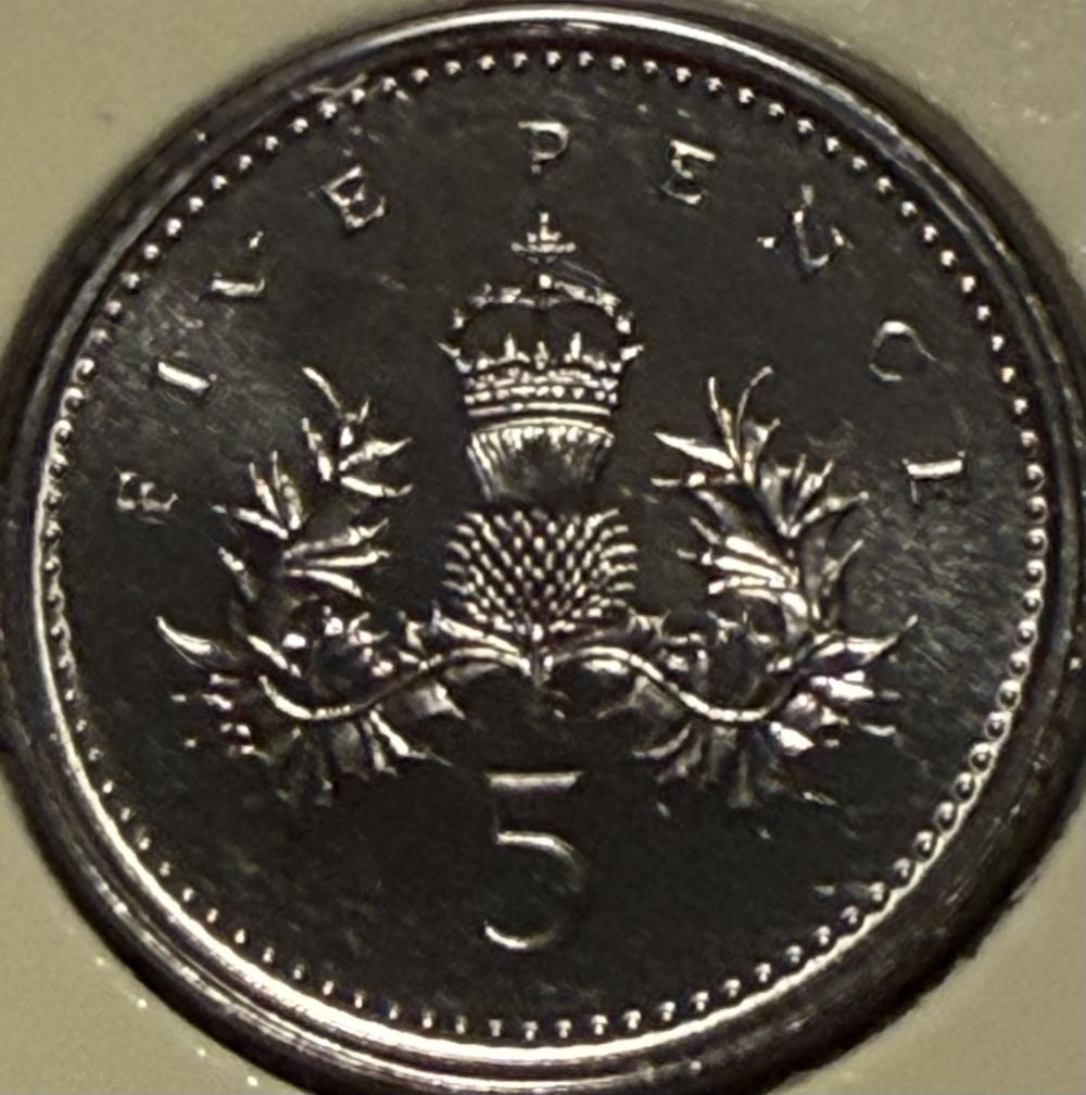 2022 Hogwarts Express Colour 50p