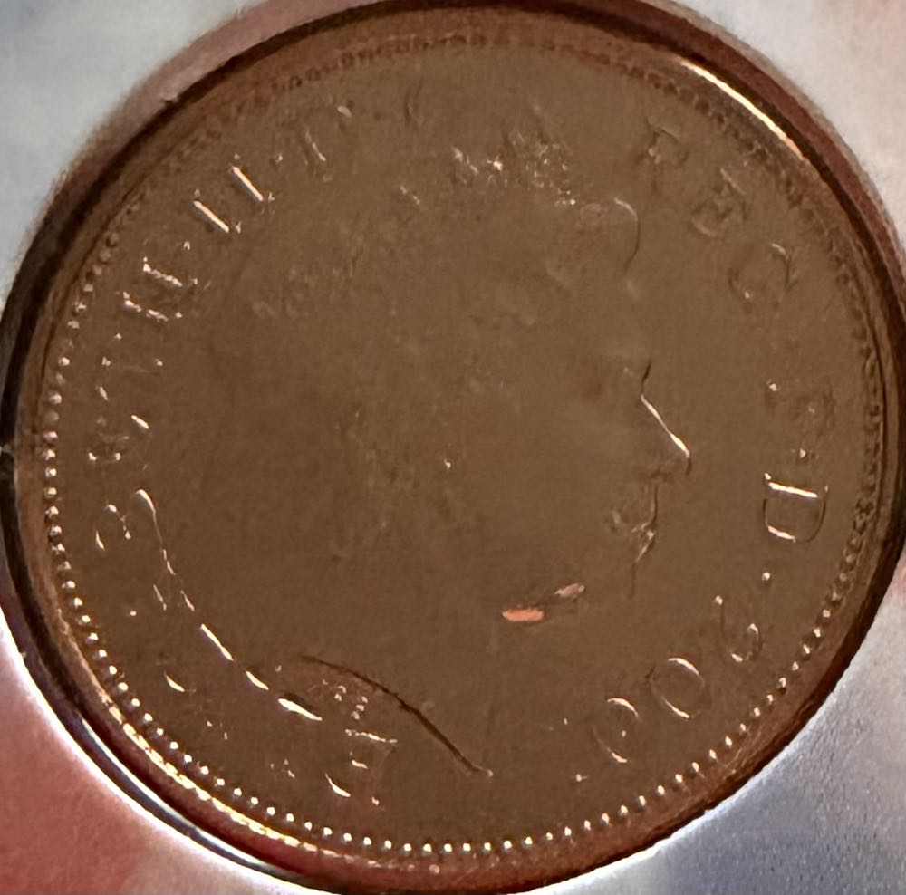 2001 Prince Of Wales Badge 2p  coin collectible - Main Image 2