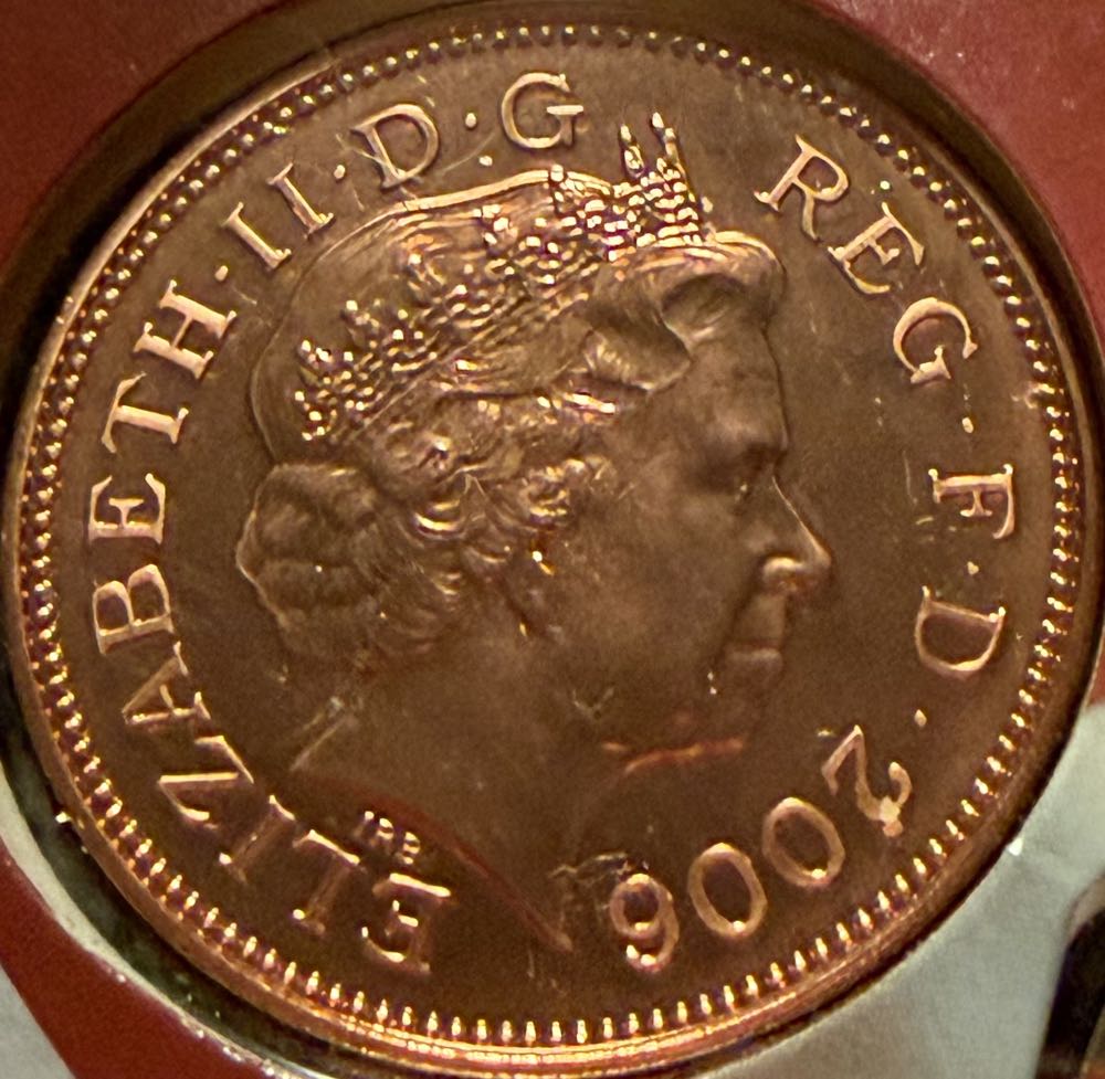 2006 Prince Of Wales Badge 2p  coin collectible - Main Image 2