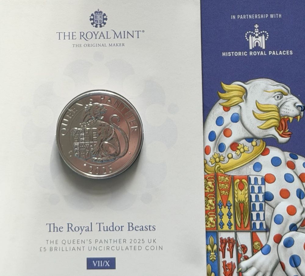 2025 The Queen’s Panther £5  coin collectible - Main Image 3