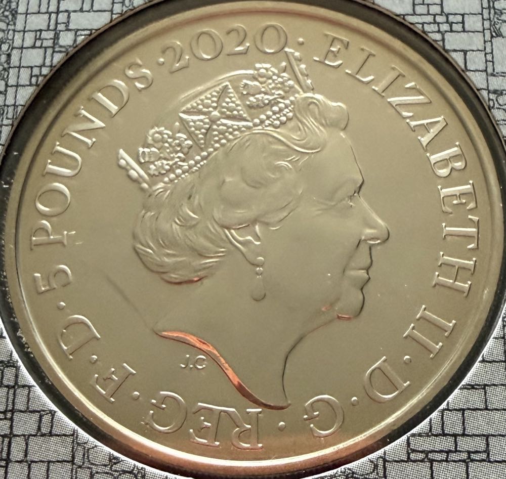 2020 Tower Of London Design 2 £5  coin collectible - Main Image 2