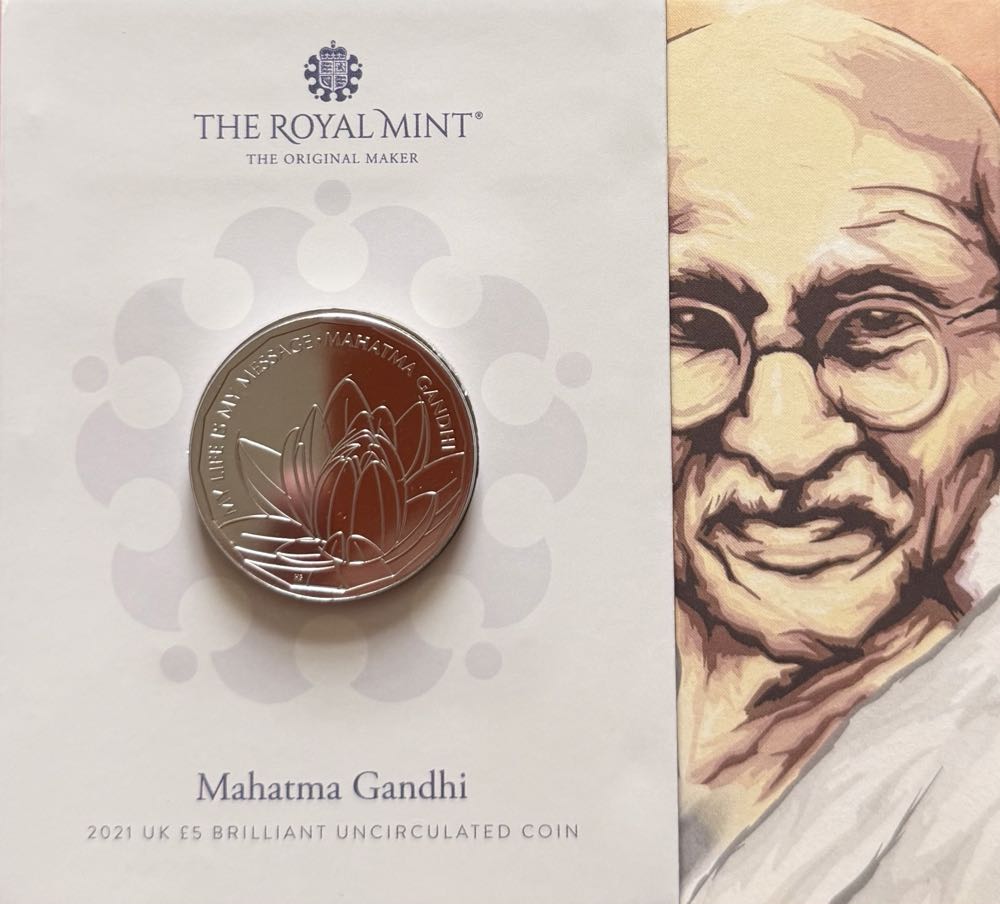 2021 Mahatma Gandhi £5  coin collectible - Main Image 3