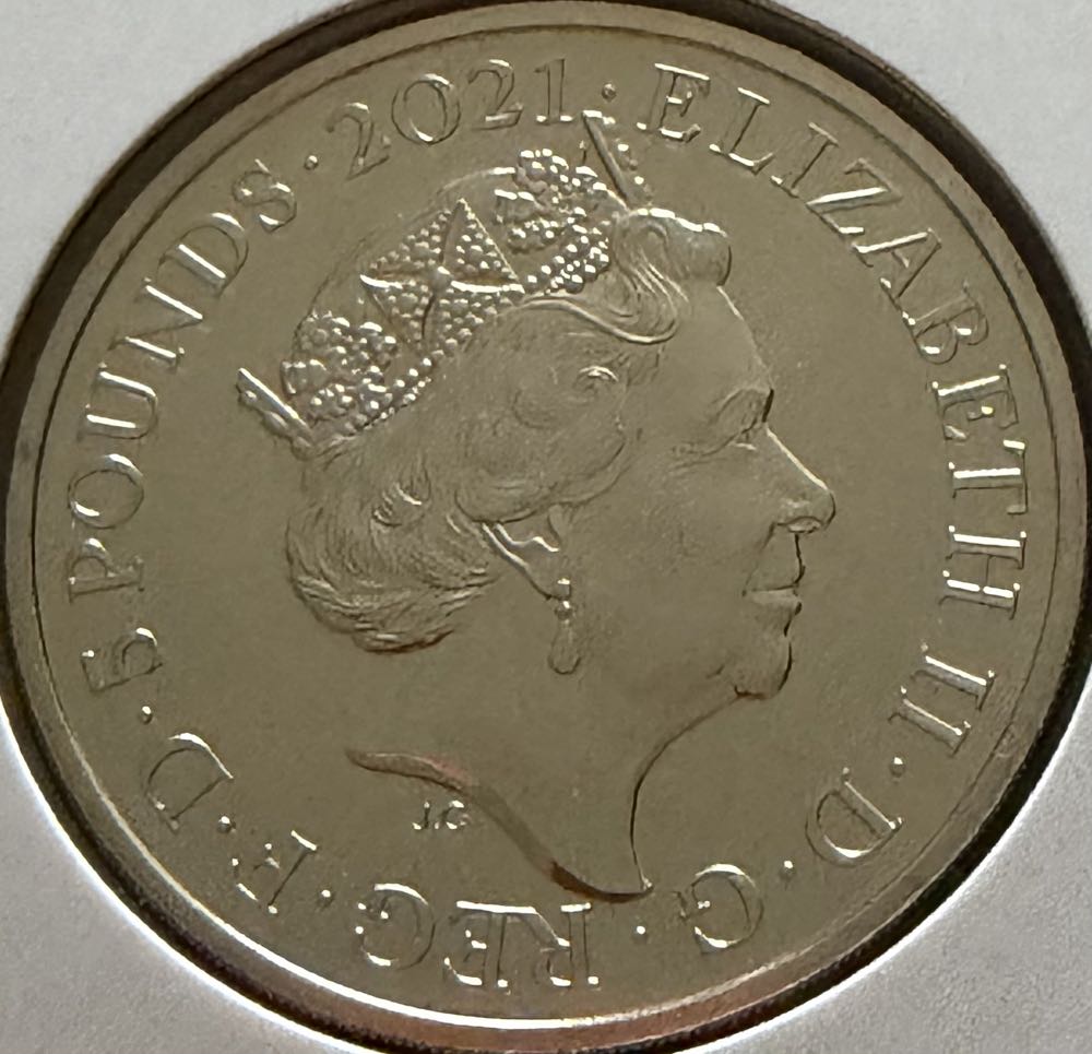 2021 The Remembrance Day £5  coin collectible - Main Image 2