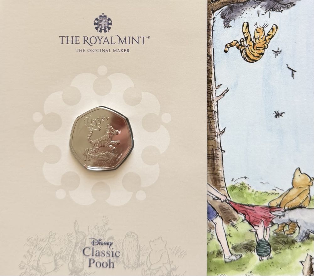 2021 Tigger 50p (2)  coin collectible - Main Image 3
