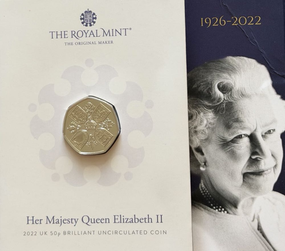 2022 Elizabeth II Memorial 50p (2)  coin collectible - Main Image 3