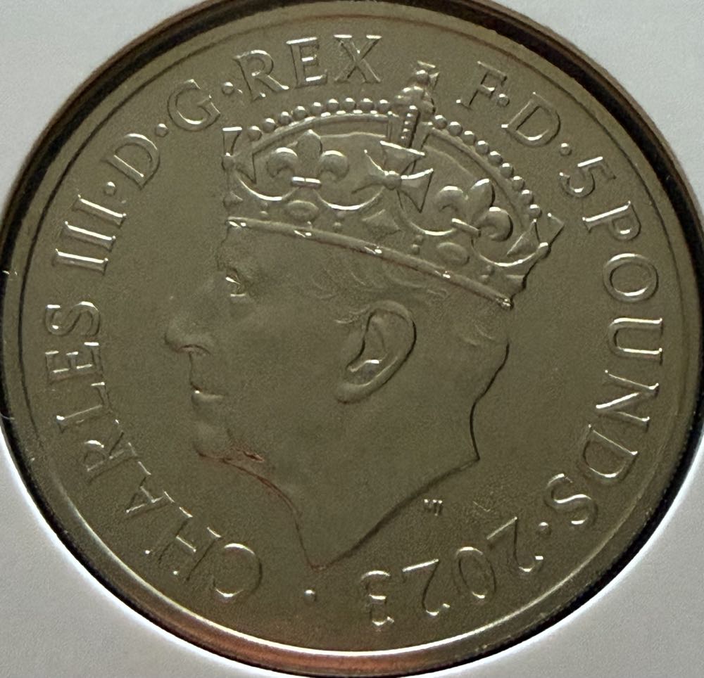 2023 Charles III Coronation £5  coin collectible - Main Image 2