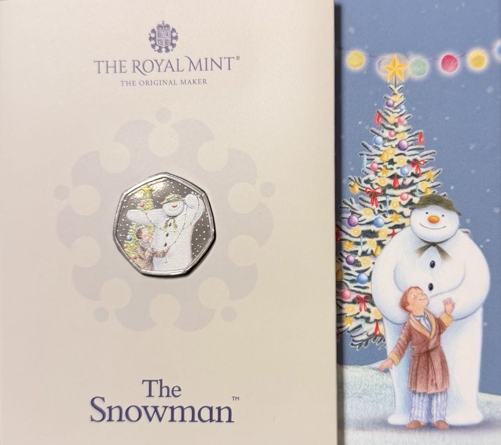 2025 The Snowman Colour 50p  coin collectible - Main Image 3