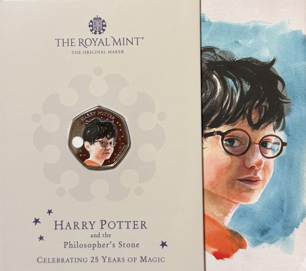2022 Harry Potter Colour 50p  coin collectible - Main Image 3