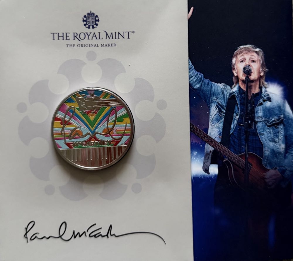 2024 Paul McCartney £5  coin collectible - Main Image 3