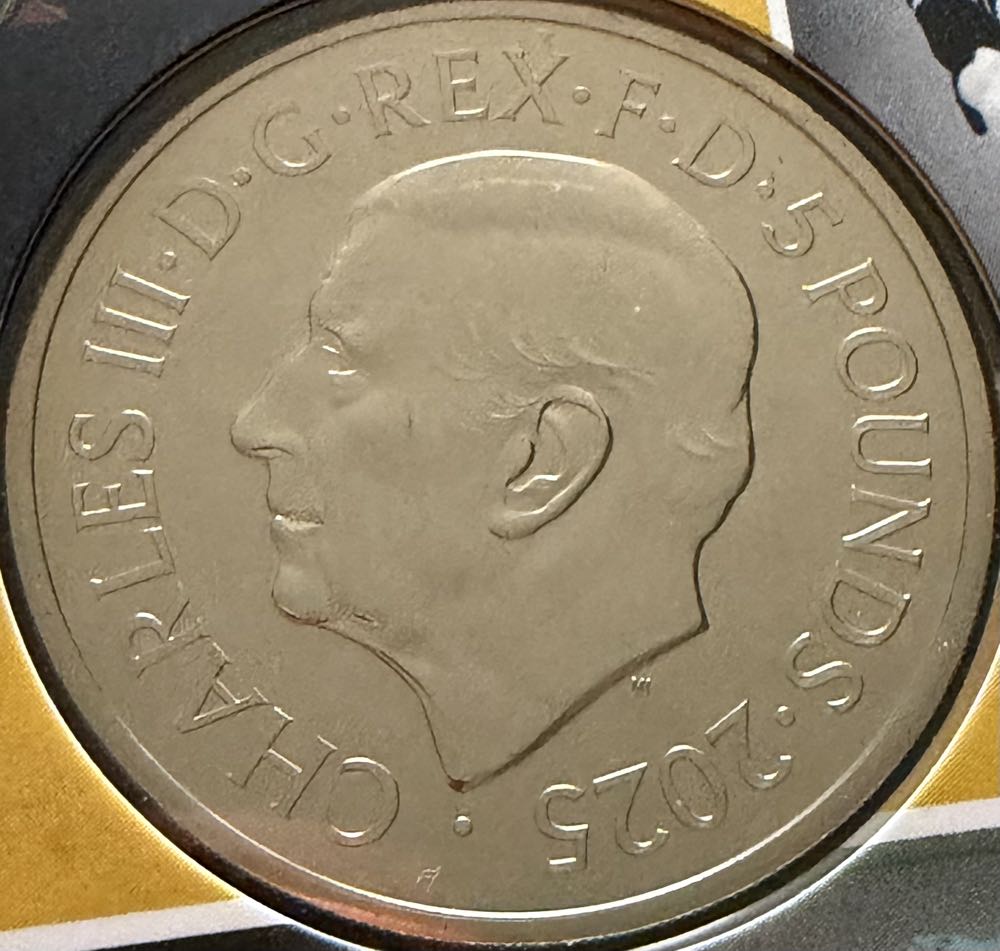 2025 Freddie Mercury £5  coin collectible - Main Image 2