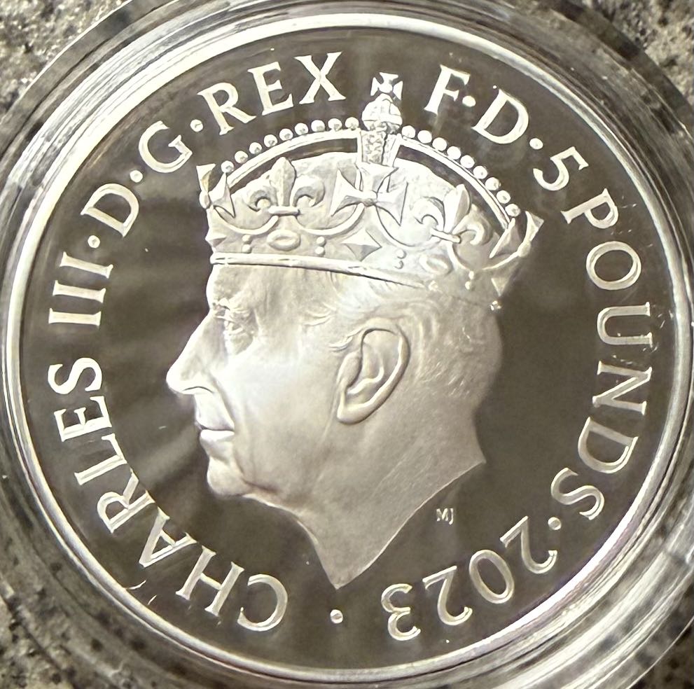 2023 Charles III Coronation Silver £5  coin collectible - Main Image 2