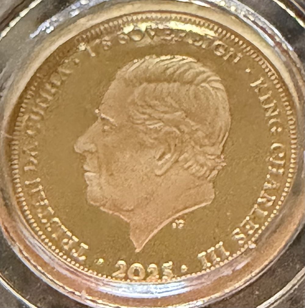 2025 Winston Churchill  coin collectible - Main Image 2