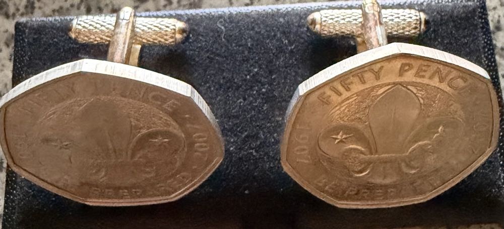2007 Scout Movement Cufflink 50p  coin collectible - Main Image 2
