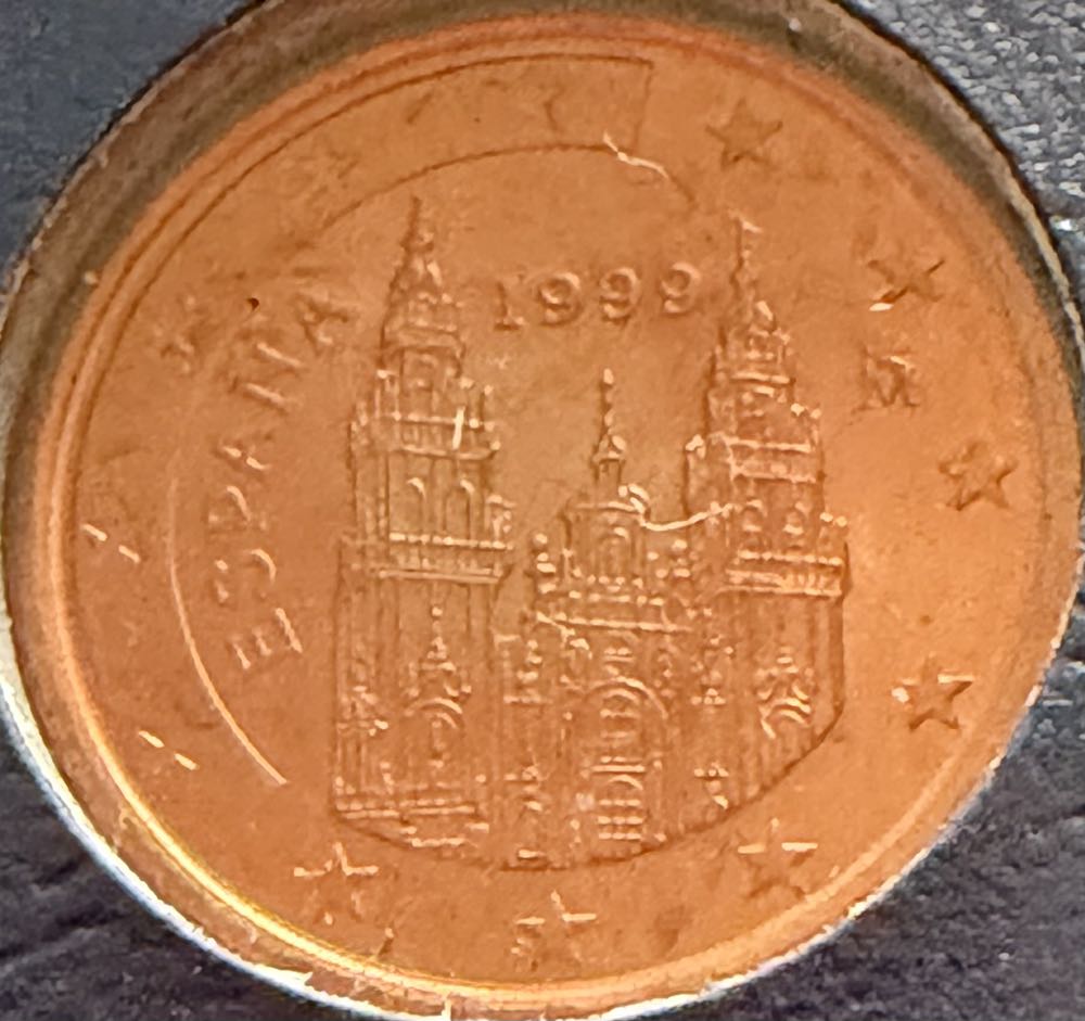 Mickey & Friends - Minnie Mouse Happiest Place On Earth 2024